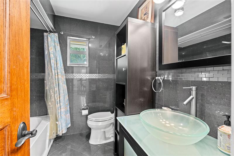 Image 25 of 43 For 5531 196th Ln