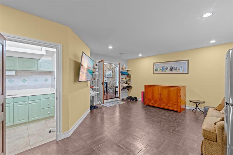 Image 31 of 43 For 5531 196th Ln