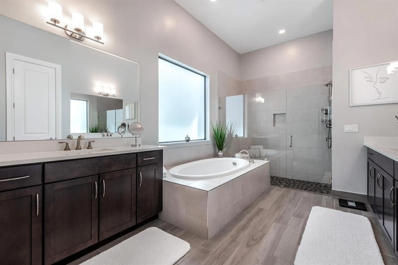 Image 12 of 35 For 8948 Grand Prix Ln