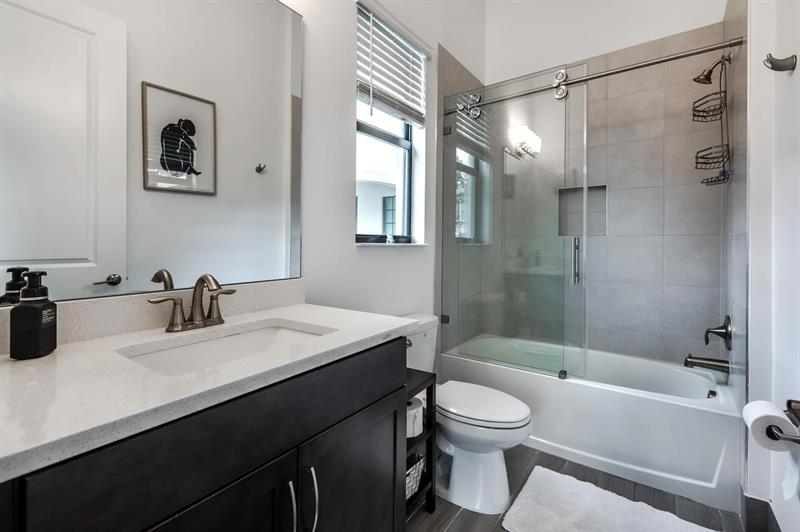 Image 16 of 35 For 8948 Grand Prix Ln