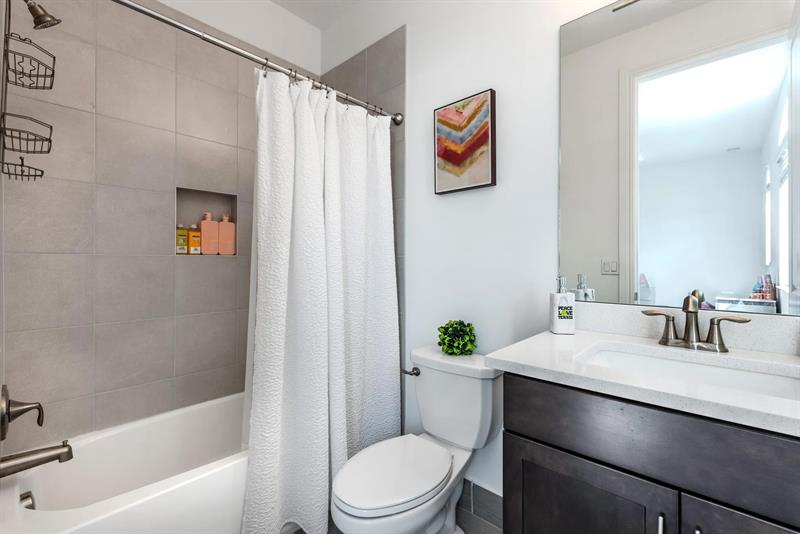Image 20 of 35 For 8948 Grand Prix Ln