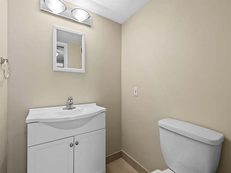 Image 12 of 39 For 4100 Galt Ocean Drive  109