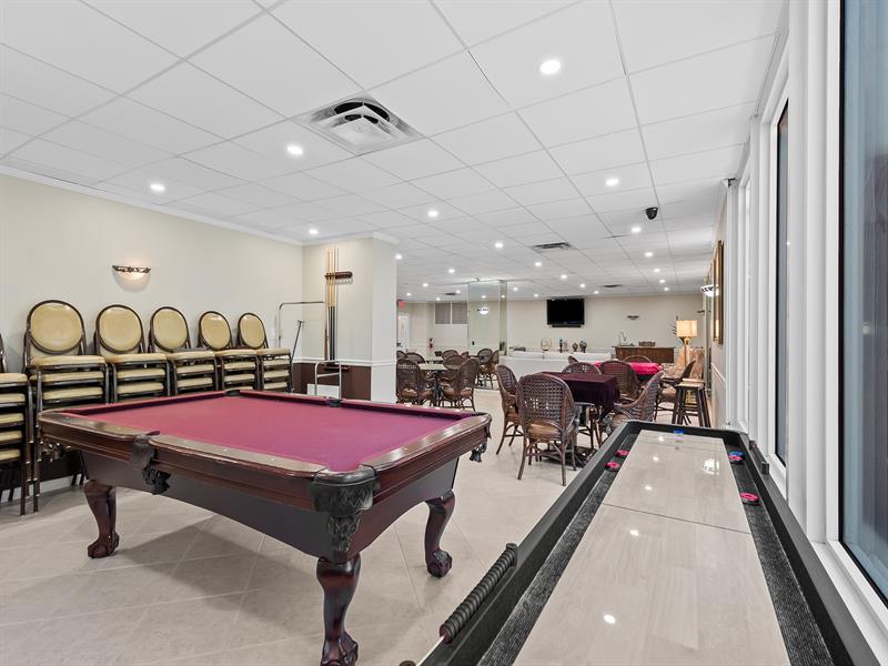 Image 36 of 39 For 4100 Galt Ocean Drive  109