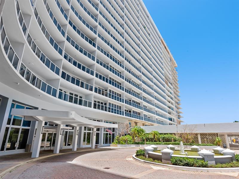 Image 39 of 39 For 4100 Galt Ocean Drive  109