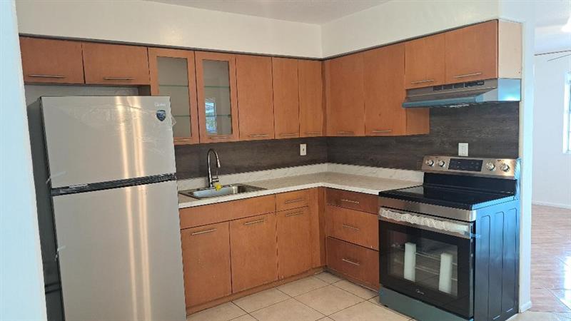 Image 4 of 6 For 6963 19th St