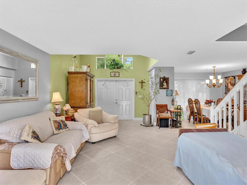 Image 12 of 99 For 11240 Reveille Rd