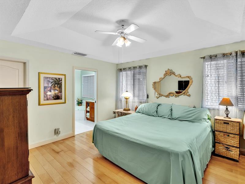 Image 33 of 99 For 11240 Reveille Rd