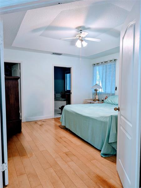 Image 36 of 99 For 11240 Reveille Rd