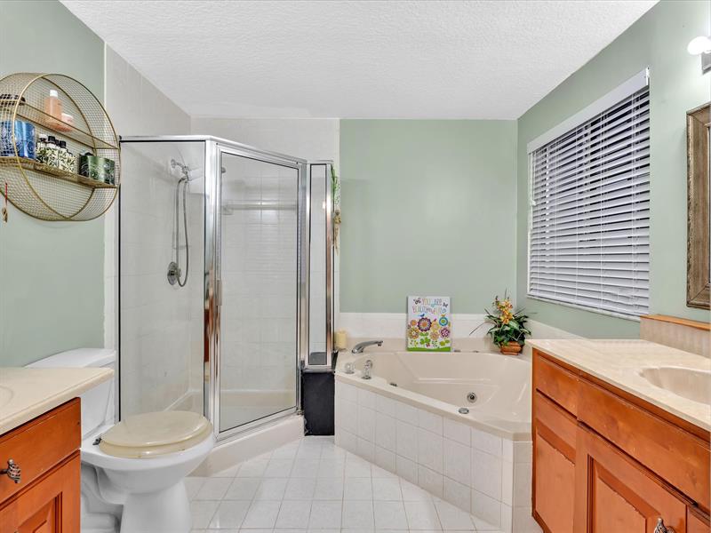 Image 38 of 99 For 11240 Reveille Rd