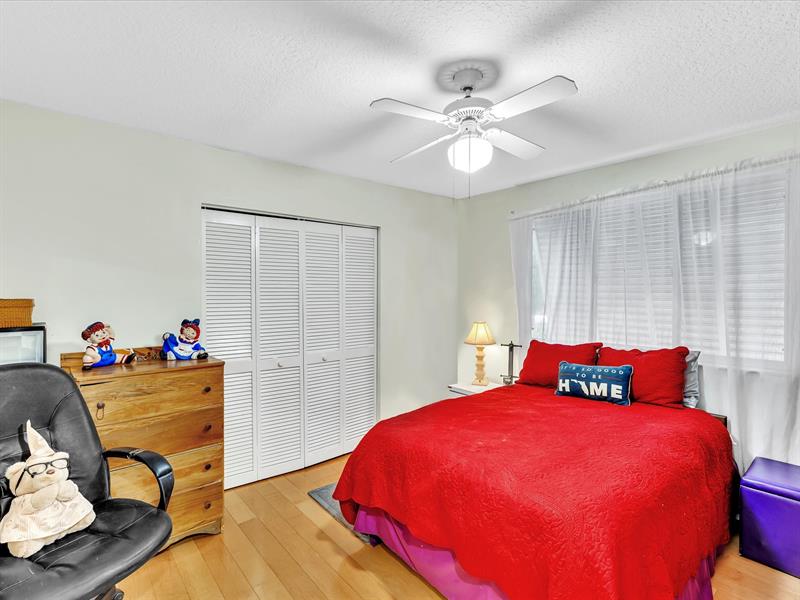 Image 42 of 99 For 11240 Reveille Rd