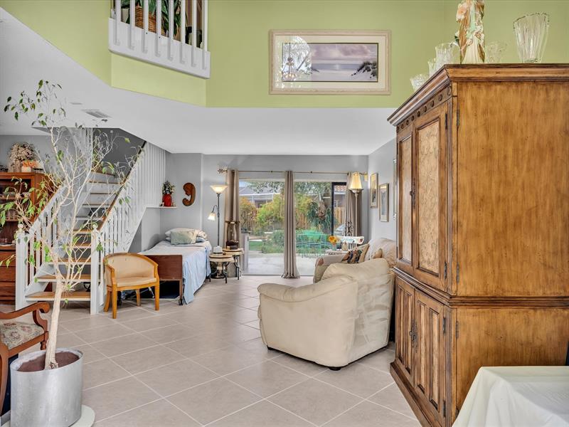 Image 6 of 99 For 11240 Reveille Rd