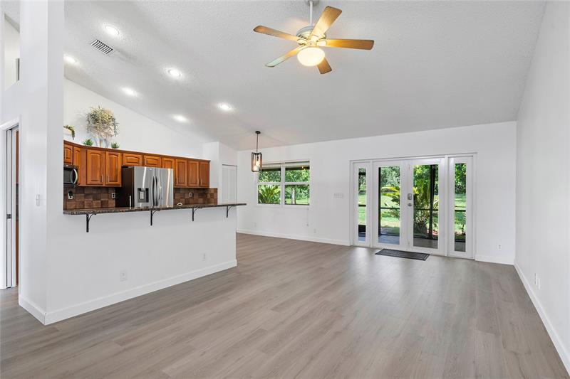 Image 11 of 77 For 9101 Southern Orchard Rd