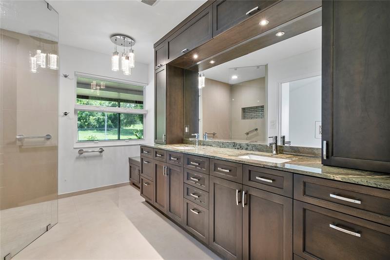 Image 29 of 77 For 9101 Southern Orchard Rd