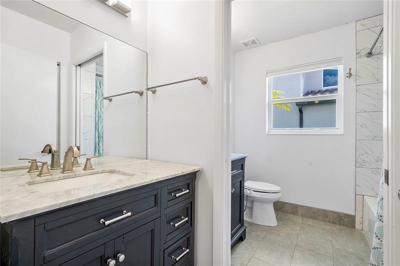 Image 32 of 77 For 9101 Southern Orchard Rd