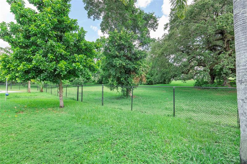 Image 44 of 77 For 9101 Southern Orchard Rd