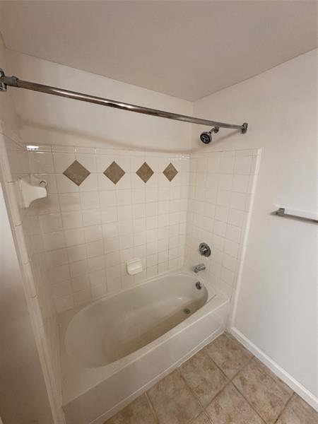 Image 14 of 15 For 2042 Alta Meadows Ln  1710