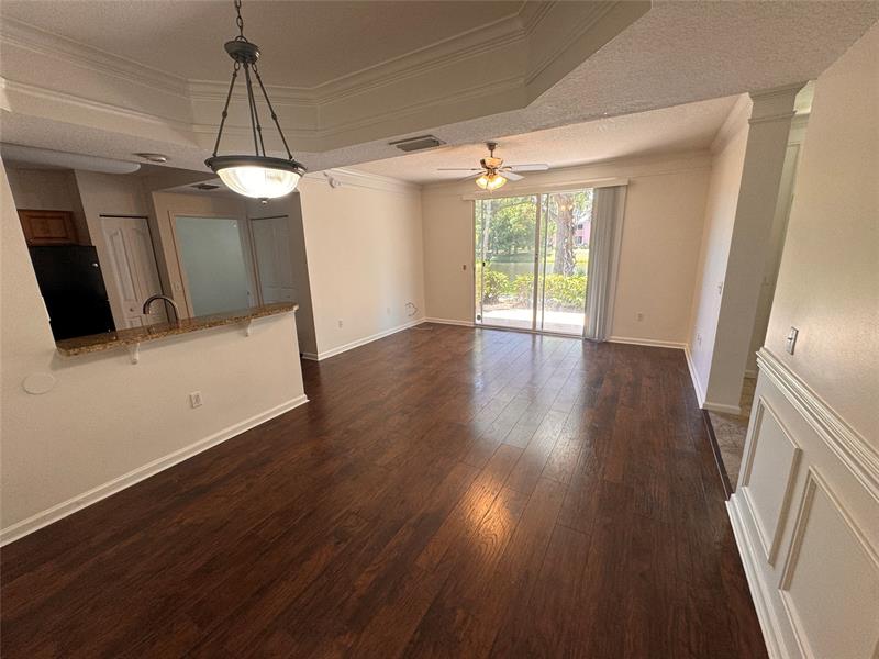 Image 4 of 15 For 2042 Alta Meadows Ln  1710