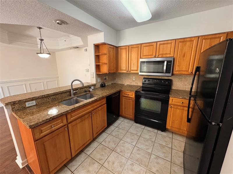 Image 7 of 15 For 2042 Alta Meadows Ln  1710