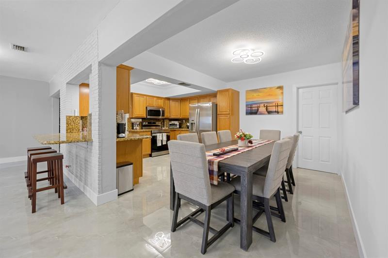 Image 20 of 51 For 1336 Funston St