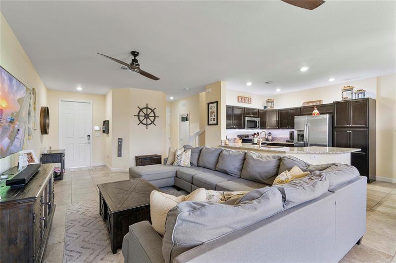 Image 13 of 44 For 5612 58th Ln