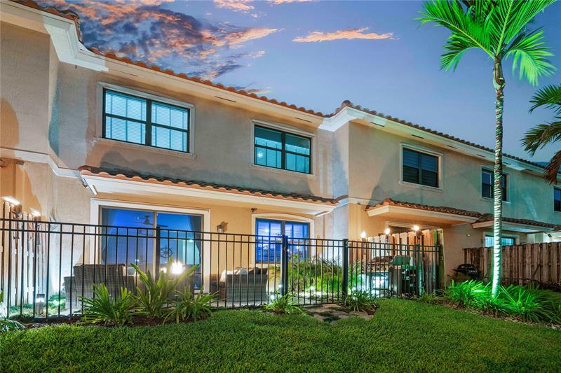 Image 4 of 44 For 5612 58th Ln