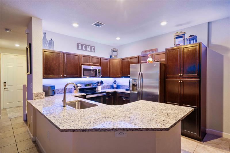 Image 7 of 44 For 5612 58th Ln