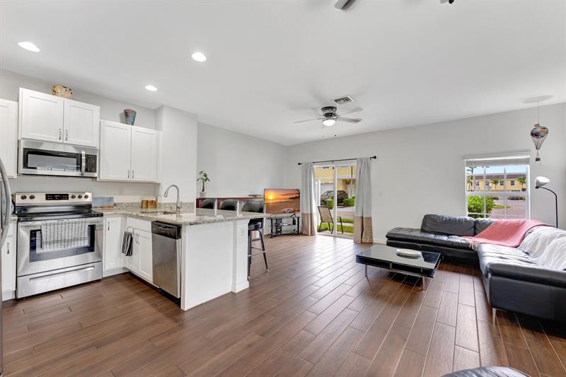 Details for 4029 11th St  4029, Lauderhill, FL 33313