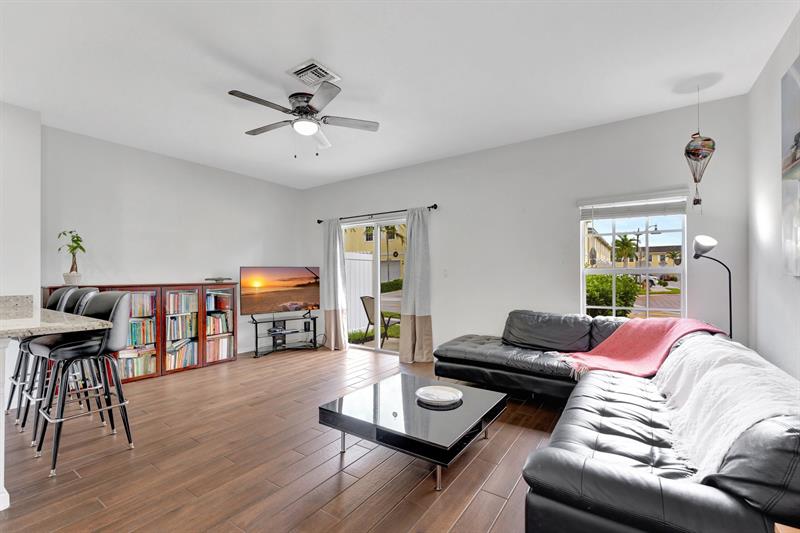 Image 10 of 35 For 4029 11th St  4029