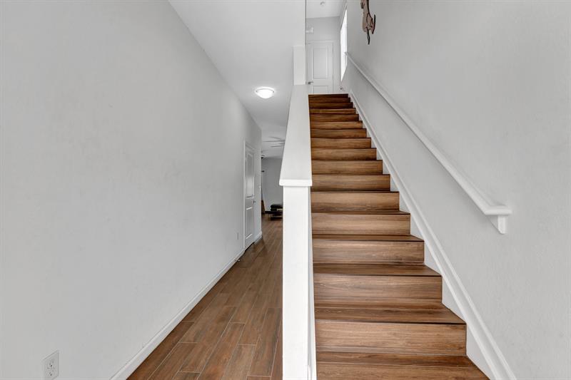 Image 17 of 35 For 4029 11th St  4029