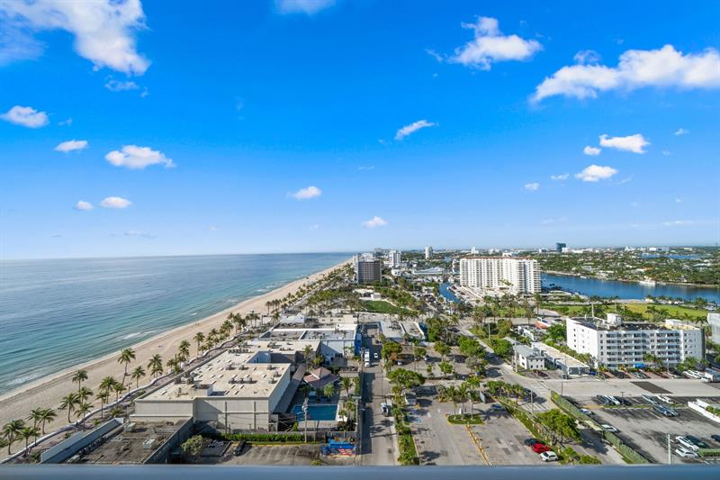 Image 11 of 40 For 101 Fort Lauderdale Beach Blvd  2107