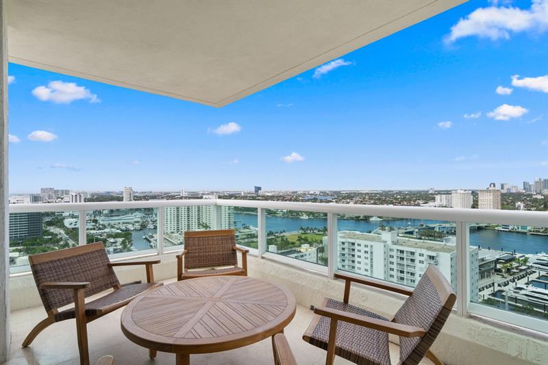 Image 15 of 40 For 101 Fort Lauderdale Beach Blvd  2107