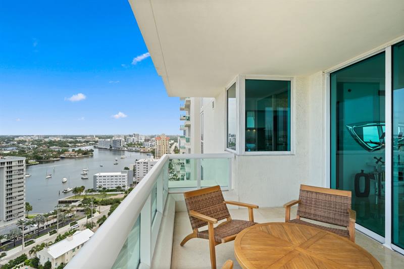 Image 18 of 40 For 101 Fort Lauderdale Beach Blvd  2107