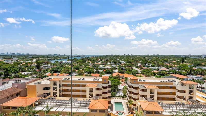 Image 21 of 42 For 8877 Collins Ave  1107