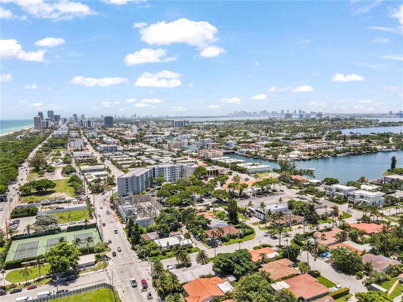 Image 22 of 42 For 8877 Collins Ave  1107