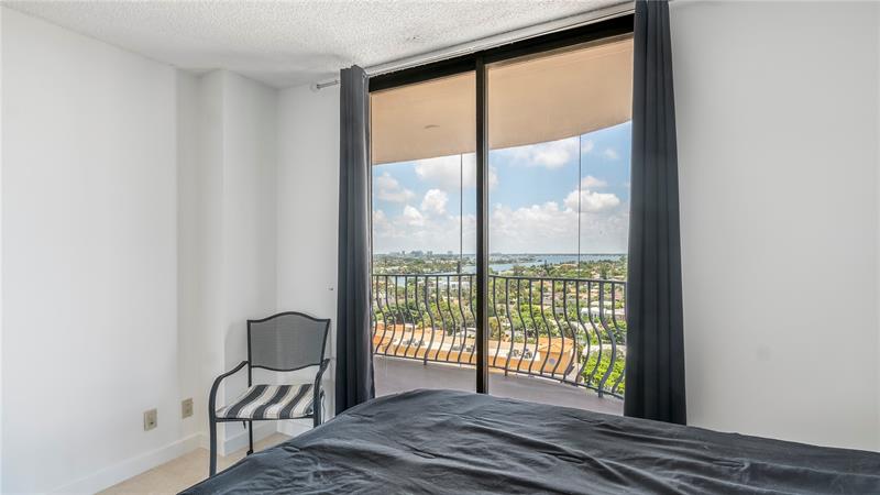 Image 32 of 42 For 8877 Collins Ave  1107