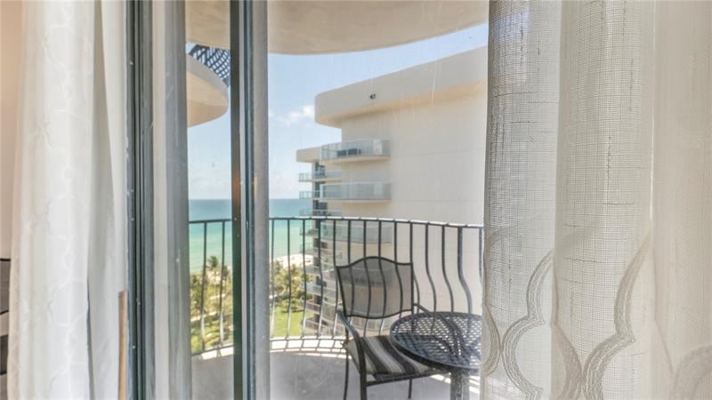 Image 5 of 42 For 8877 Collins Ave  1107