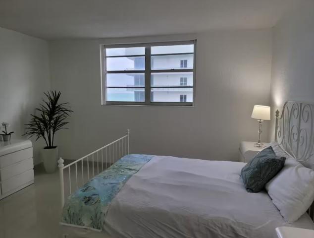 Image 15 of 22 For 4001 Ocean Dr  9n