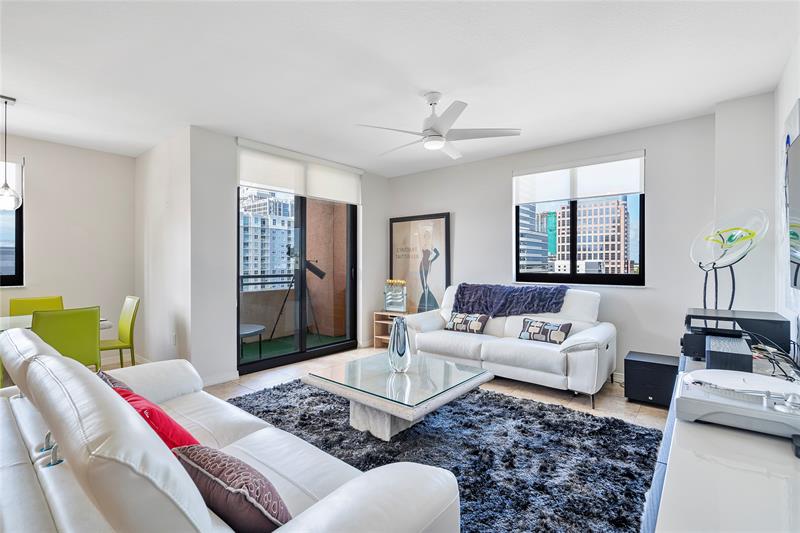 Image 3 of 68 For 100 Federal Hwy  938