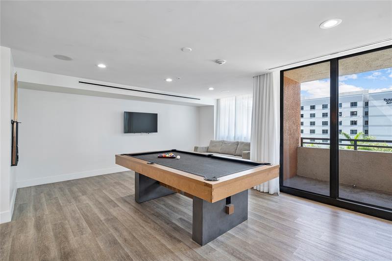 Image 53 of 68 For 100 Federal Hwy  938