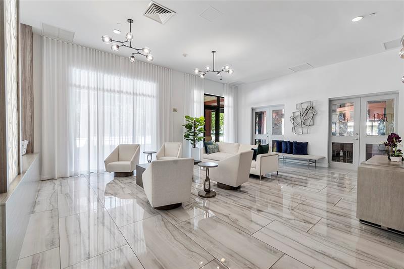 Image 7 of 68 For 100 Federal Hwy  938