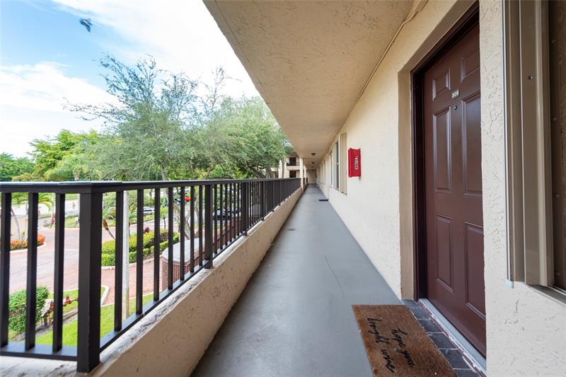 Image 25 of 29 For 10401 Broward Blvd  308