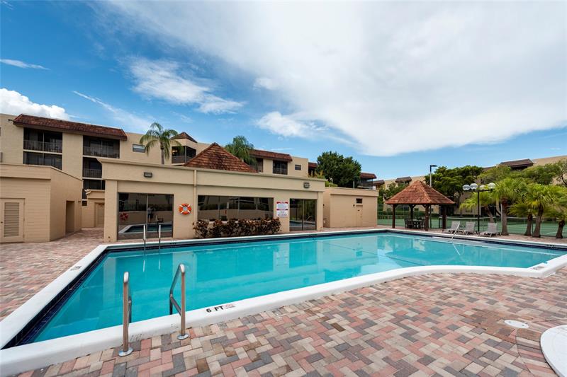 Image 29 of 29 For 10401 Broward Blvd  308