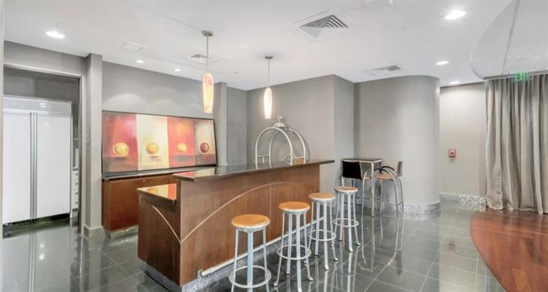 Image 3 of 35 For 9401 Collins Ave  402