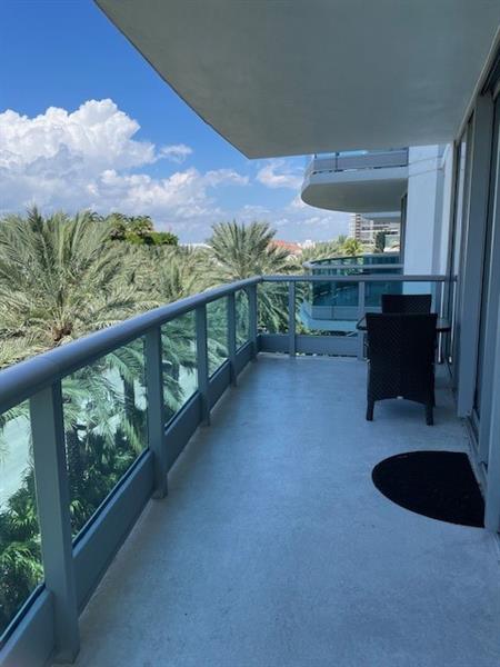 Image 33 of 35 For 9401 Collins Ave  402