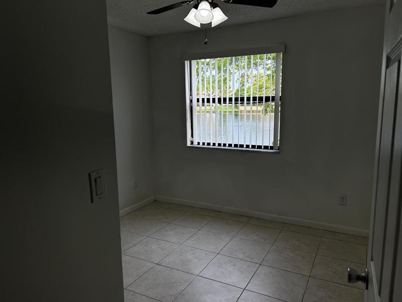 Image 14 of 17 For 485 210th St  104