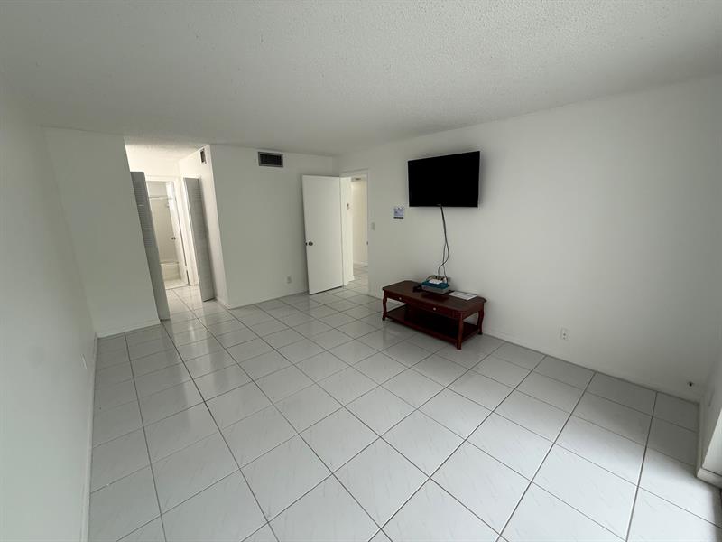 Image 16 of 29 For 8405 61st St  D208