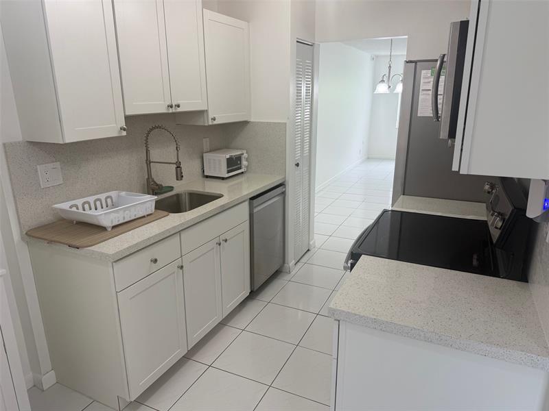 Image 21 of 29 For 8405 61st St  D208