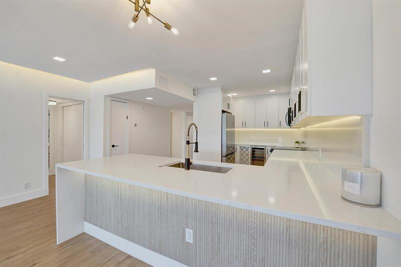Details for 3300 Palm Aire Dr  401, Pompano Beach, FL 33069