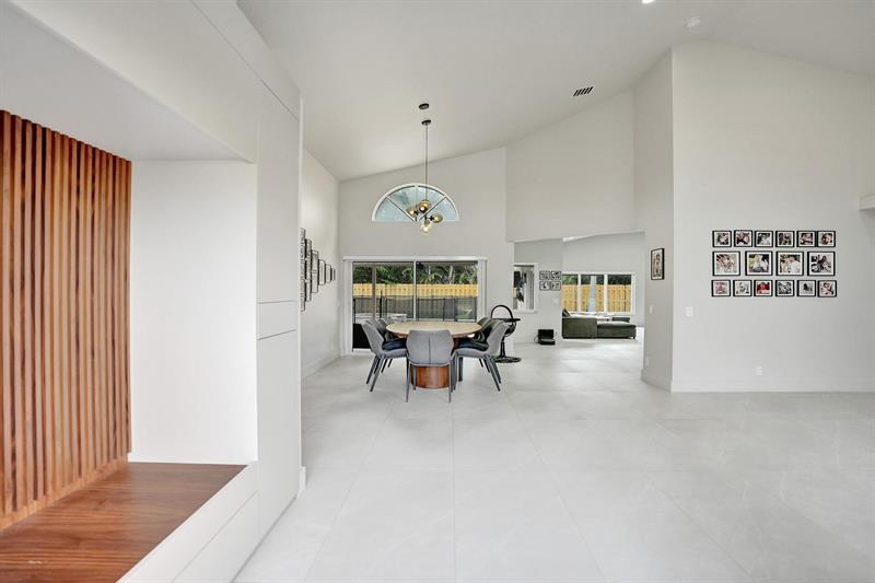 Image 8 of 38 For 2662 Abiaca Cir