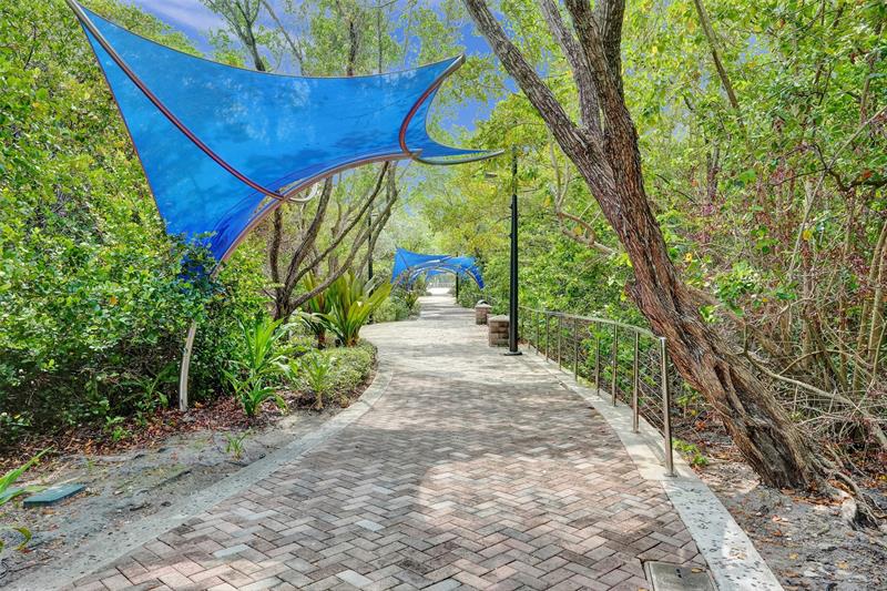 Image 34 of 39 For 700 Boynton Beach Blvd  406